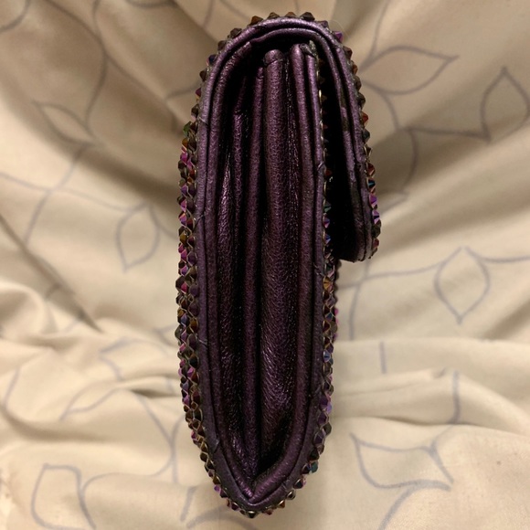 ❌TRADED❌NFS Chanel iridescent purple strassed card - Picture 5 of 13